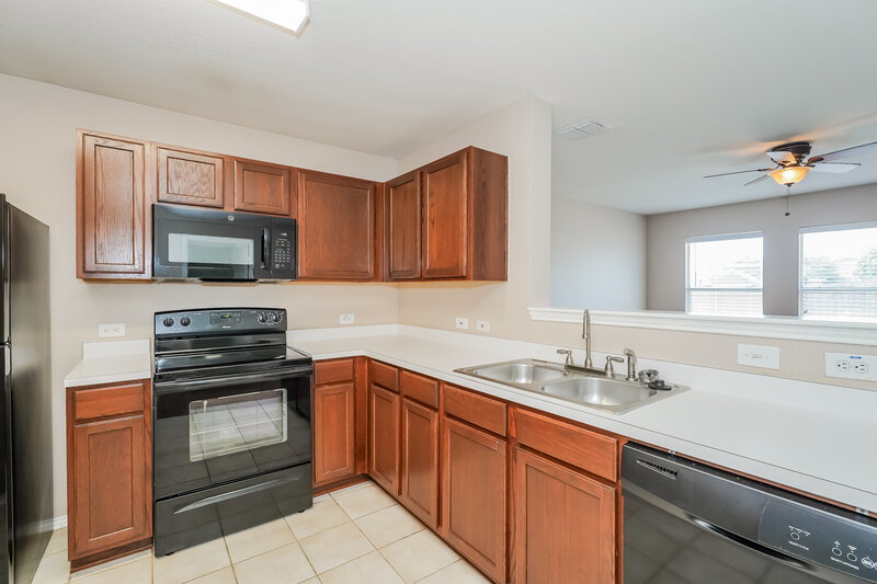 1,760/Mo, 801 San Miguel Trl Haslet, TX 76052 Kitchen View