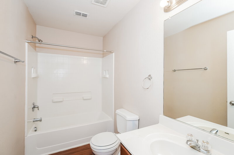 1,760/Mo, 801 San Miguel Trl Haslet, TX 76052 Bathroom View