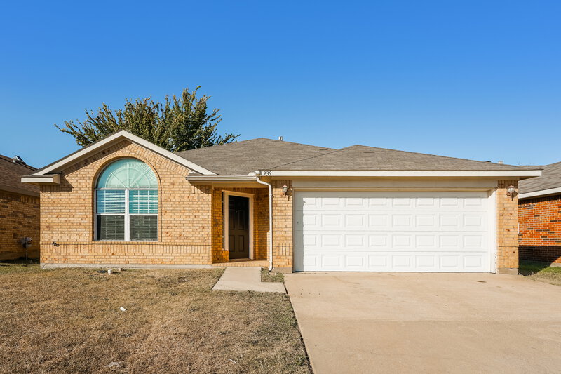 2,335/Mo, 939 Plumeria Dr Arlington, TX 76002 External View