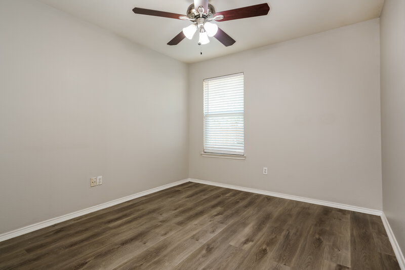 2,335/Mo, 939 Plumeria Dr Arlington, TX 76002 Bedroom View 2