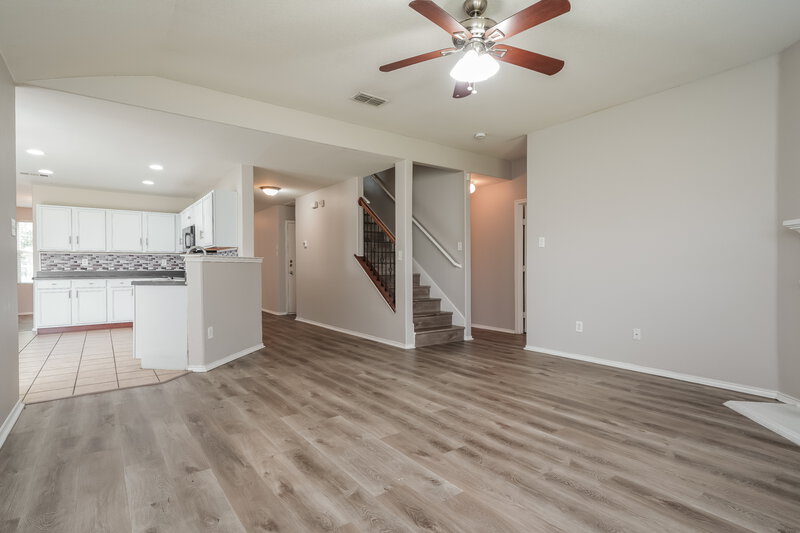 2,750/Mo, 1625 Grassy View Dr Fort Worth, TX 76177 Living Room View