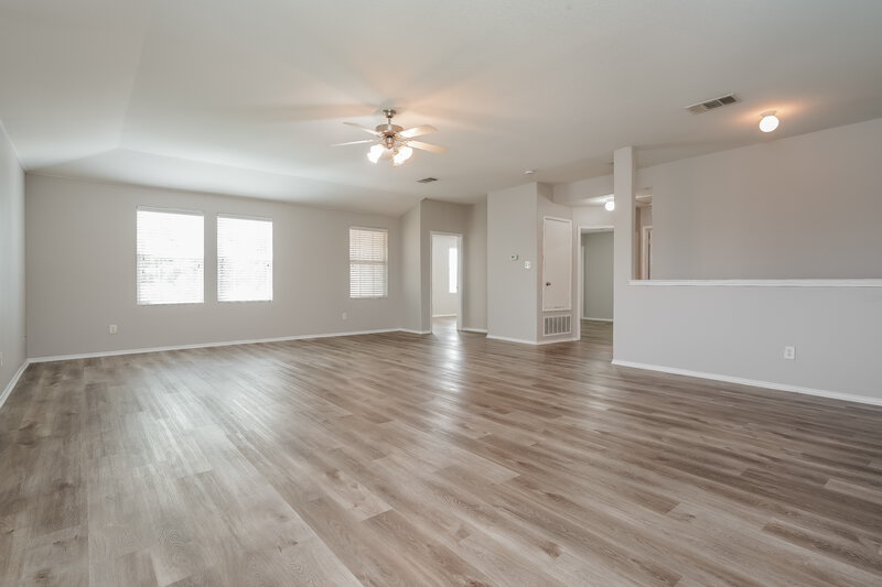 2,750/Mo, 1625 Grassy View Dr Fort Worth, TX 76177 Family Room View