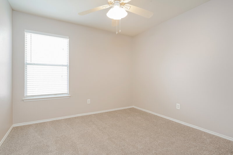 2,535/Mo, 2807 N Hampton Dr Grand Prairie, TX 75052 Bedroom View