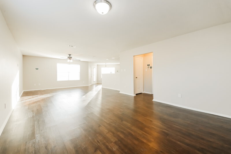 2,815/Mo, 4024 Cane River Rd Fort Worth, TX 76244 Living Room View