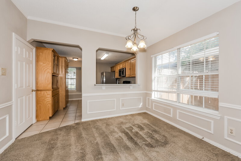 2,075/Mo, 6205 Vista Wood Dr Arlington, TX 76017 Dining Room View