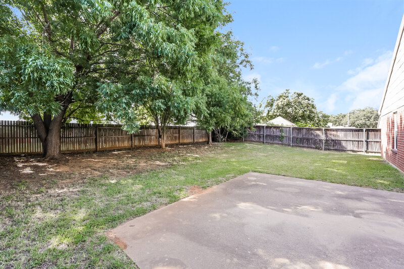 2,075/Mo, 6205 Vista Wood Dr Arlington, TX 76017 Rear View