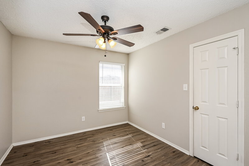 2,070/Mo, 7112 Woodhinge Dr Benbrook, TX 76126 Misc View 12