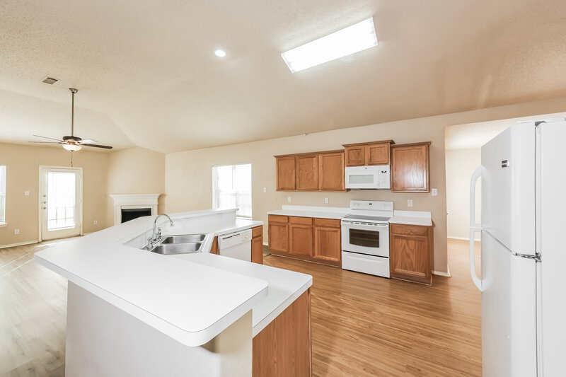 2,065/Mo, 1013 Crane Cir Saginaw, TX 76131 Misc View 7