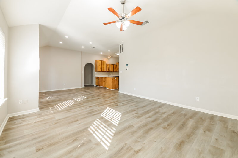 1,785/Mo, 313 E Hazelwood St Princeton, TX 75407 Living Room View