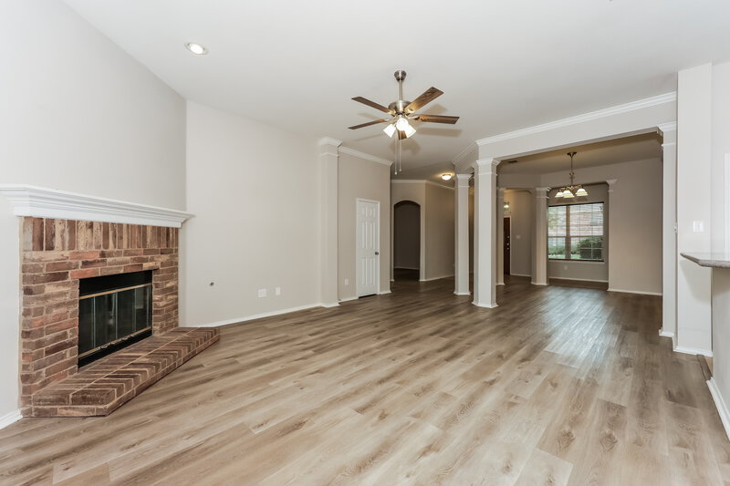 2,600/Mo, 608 Azalea Dr Glenn Heights, TX 75154 Misc View