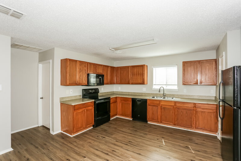 2,235/Mo, 1433 Lay St Cedar Hill, TX 75104 Kitchen View