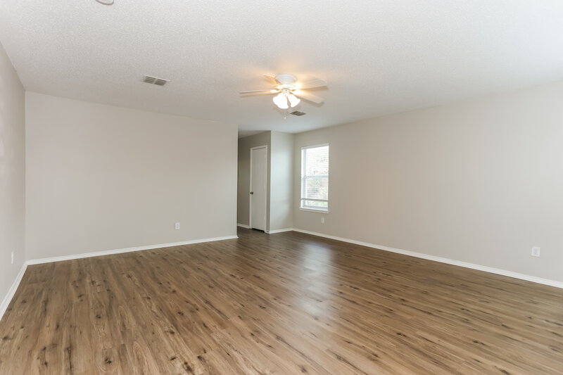 2,235/Mo, 1433 Lay St Cedar Hill, TX 75104 Main Bedroom View
