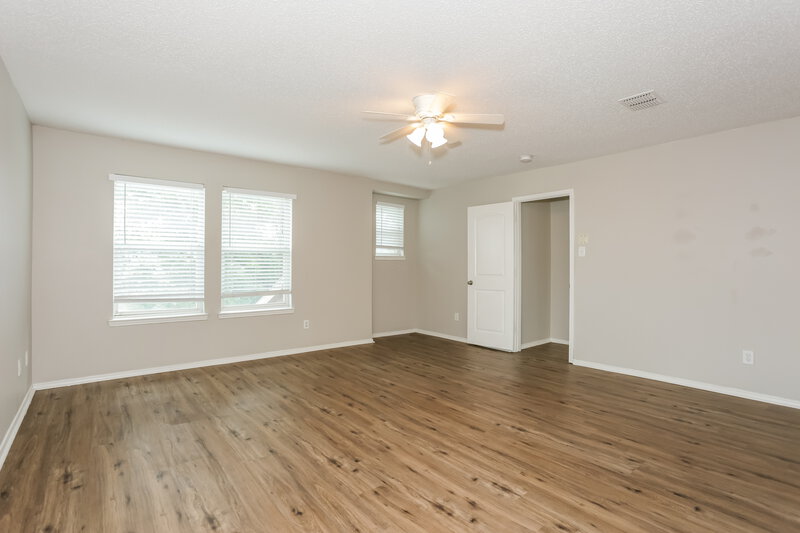 2,235/Mo, 1433 Lay St Cedar Hill, TX 75104 Main Bedroom View 2