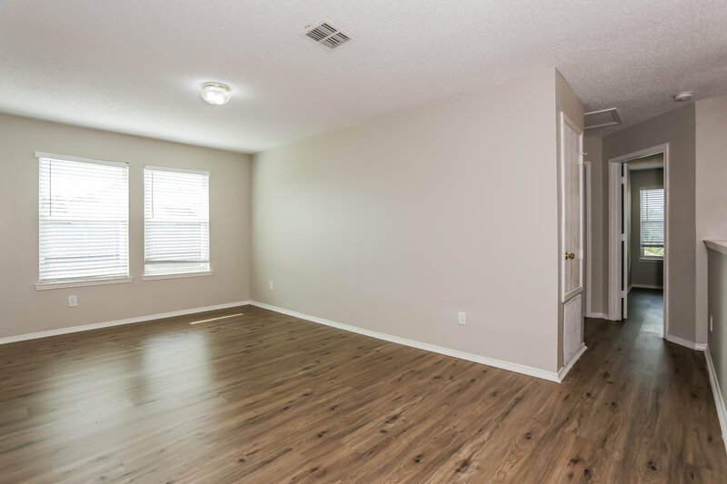 2,235/Mo, 1433 Lay St Cedar Hill, TX 75104 Loft View
