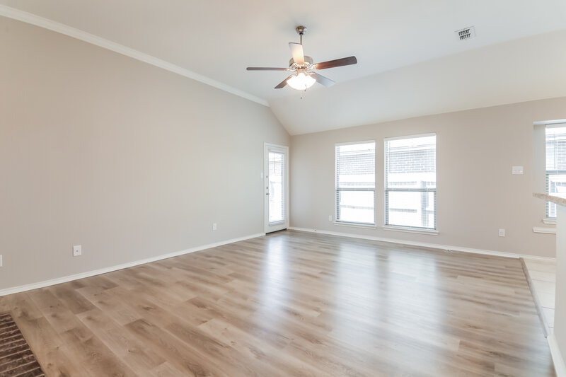 2,165/Mo, 507 Trailblazer Rd Forney, TX 75126 Living Room View