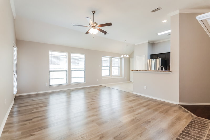 2,165/Mo, 507 Trailblazer Rd Forney, TX 75126 Living Room View 2