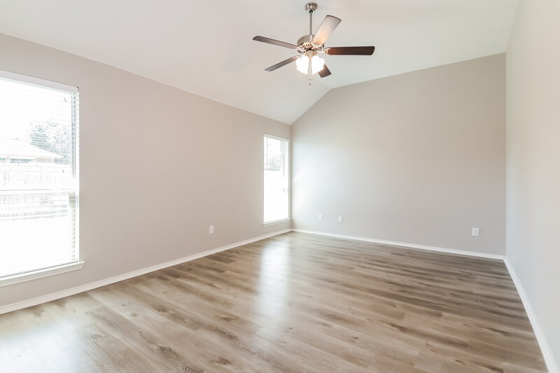 2,165/Mo, 507 Trailblazer Rd Forney, TX 75126 Main Bedroom View
