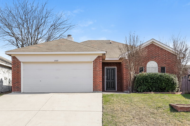 1,825/Mo, 6460 Downeast Dr Fort Worth, TX 76179 External View