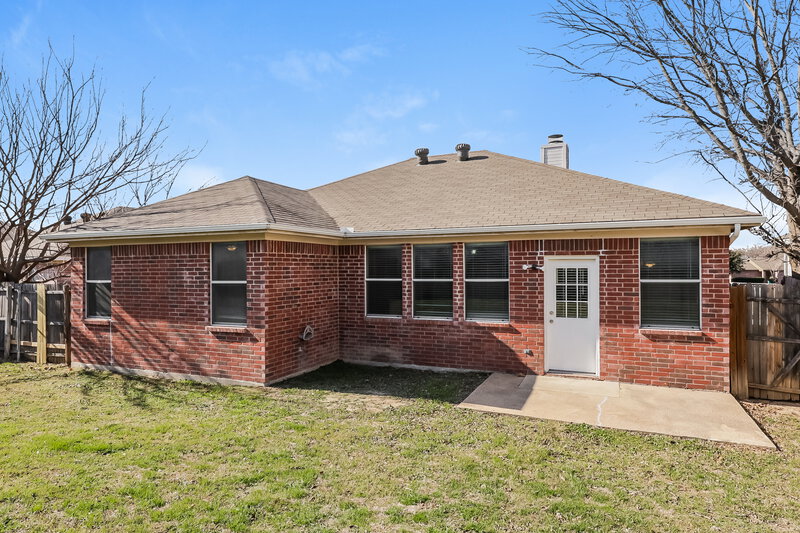 1,825/Mo, 6460 Downeast Dr Fort Worth, TX 76179 Rear View
