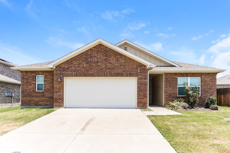 2,625/Mo, 429 Dove Creek Ln Glenn Heights, TX 75154 External View