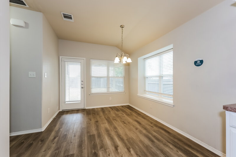 1,770/Mo, 5740 Parkview Hills Ln Fort Worth, TX 76179 Dining Room View