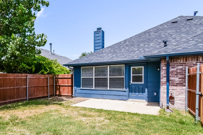 2,510/Mo, 1621 Cool Springs Dr Mesquite, TX 75181 Rear View