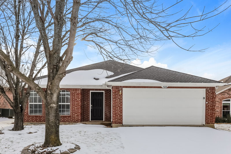 2,240/Mo, 522 Blueberry Hill Ln Mansfield, TX 76063 External View