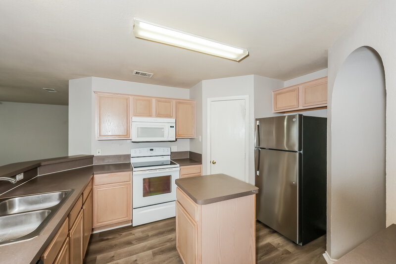 2,240/Mo, 522 Blueberry Hill Ln Mansfield, TX 76063 Kitchen View