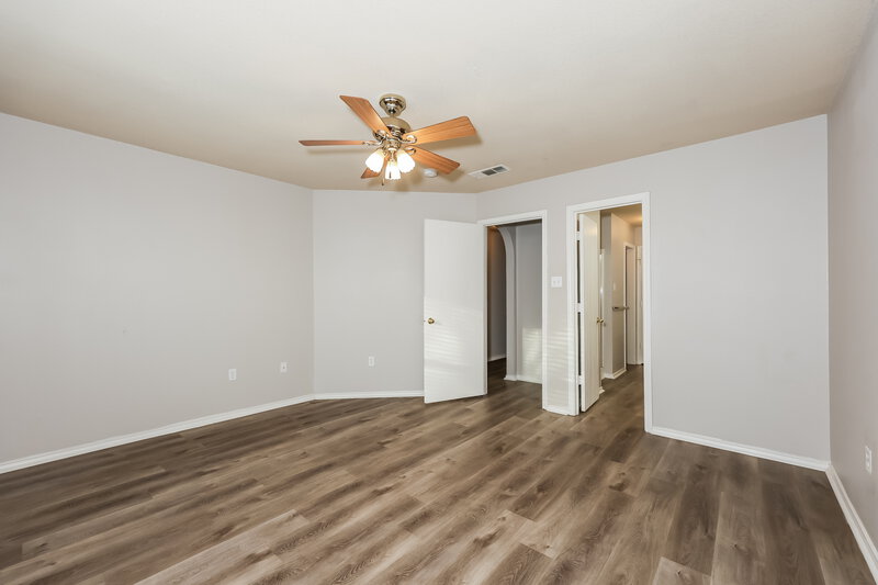 2,240/Mo, 522 Blueberry Hill Ln Mansfield, TX 76063 Main Bedroom View 2