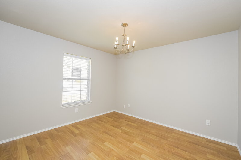 2,200/Mo, 403 Foliage Ct Red Oak, TX 75154 Dining Room View