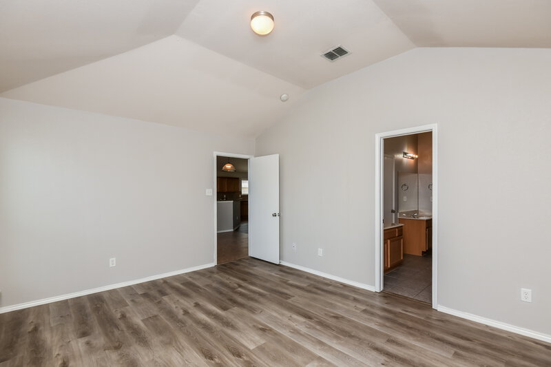 2,250/Mo, 6548 Fitzgerald St Fort Worth, TX 76179 Main Bedroom View 2