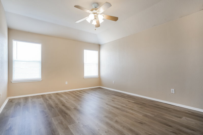 2,430/Mo, 7001 Spoonbill Ct Arlington, TX 76002 Main Bedroom View