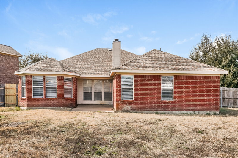 2,430/Mo, 7001 Spoonbill Ct Arlington, TX 76002 Rear View