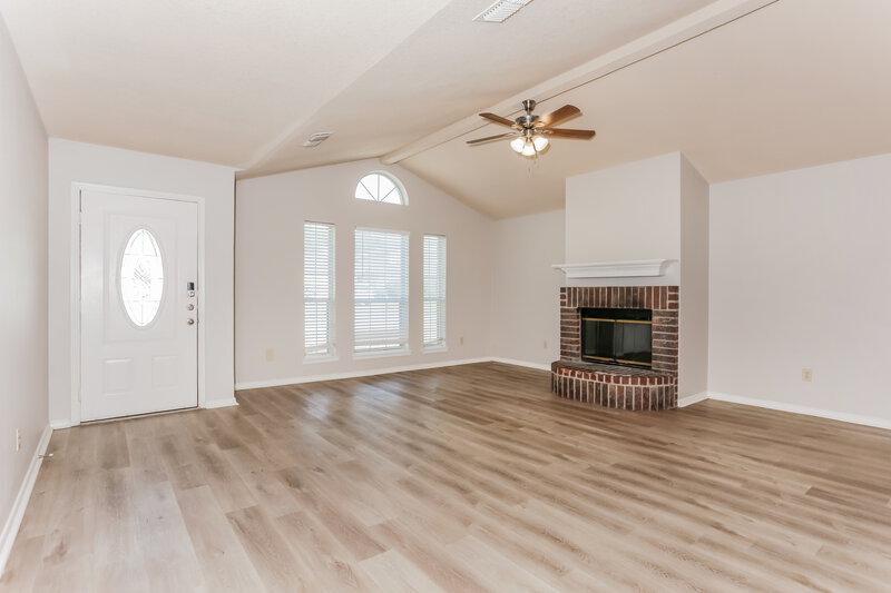 1,795/Mo, 2092 Paint Pony Ln Keller, TX 76248 Living Room View