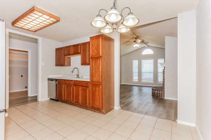 1,795/Mo, 2092 Paint Pony Ln Keller, TX 76248 Kitchen View 2