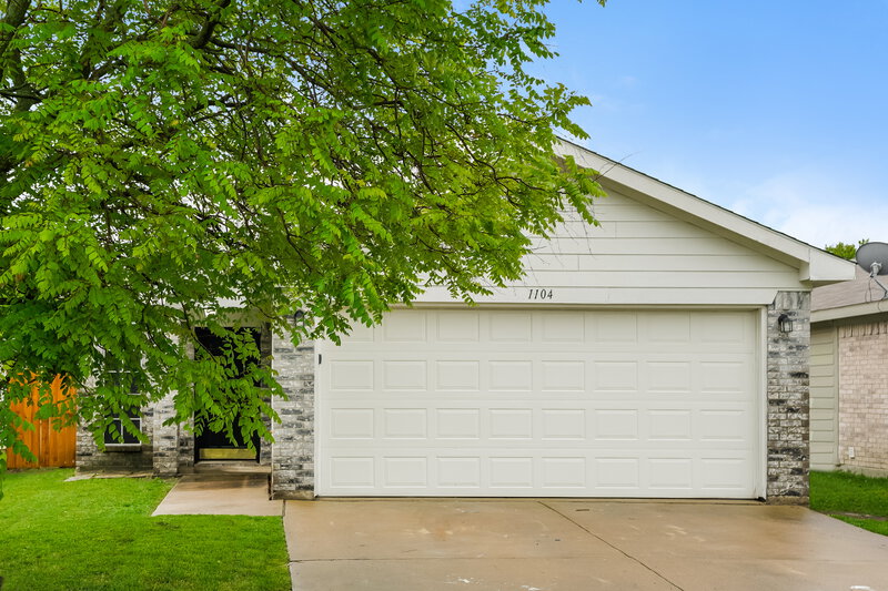 1,795/Mo, 1104 Driftwood Ln Fort Worth, TX 76140 External View