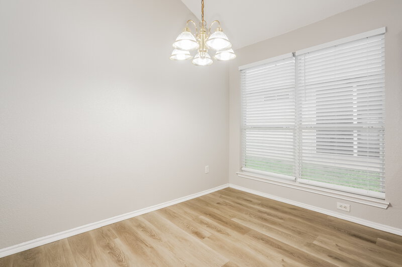 1,795/Mo, 1104 Driftwood Ln Fort Worth, TX 76140 Dining Room View