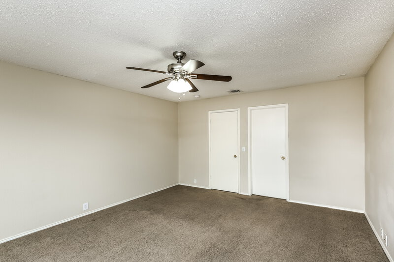 2,230/Mo, 1402 Kilkenny Dr Arlington, TX 76002 Main Bedroom View