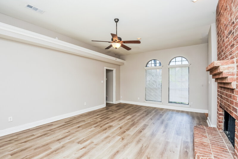 2,235/Mo, 752 Bryan Dr Burleson, TX 76028 Main Bedroom View