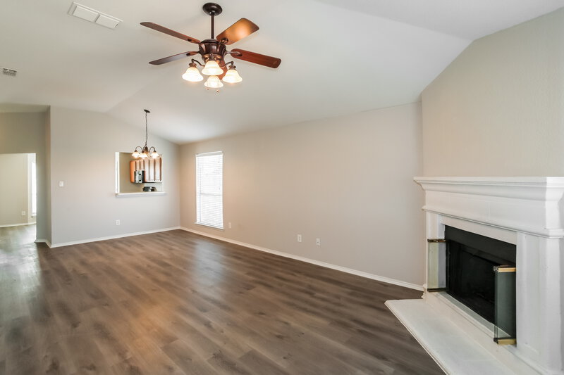 2,630/Mo, 6441 Riverwater Trl Fort Worth, TX 76179 Living Room View 2