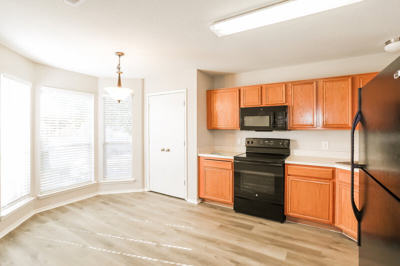 2,630/Mo, 6441 Riverwater Trl Fort Worth, TX 76179 Kitchen View