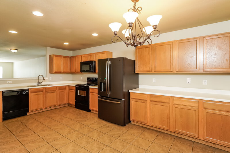 1,805/Mo, 229 Weber River Trl Fort Worth, TX 76140 Kitchen View