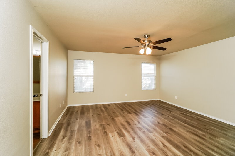 1,805/Mo, 229 Weber River Trl Fort Worth, TX 76140 Main Bedroom View
