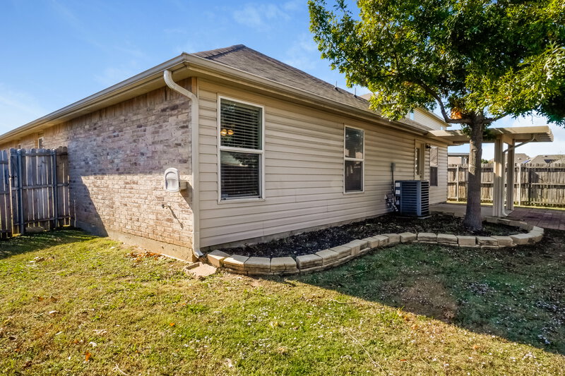 1,805/Mo, 229 Weber River Trl Fort Worth, TX 76140 Rear View 2