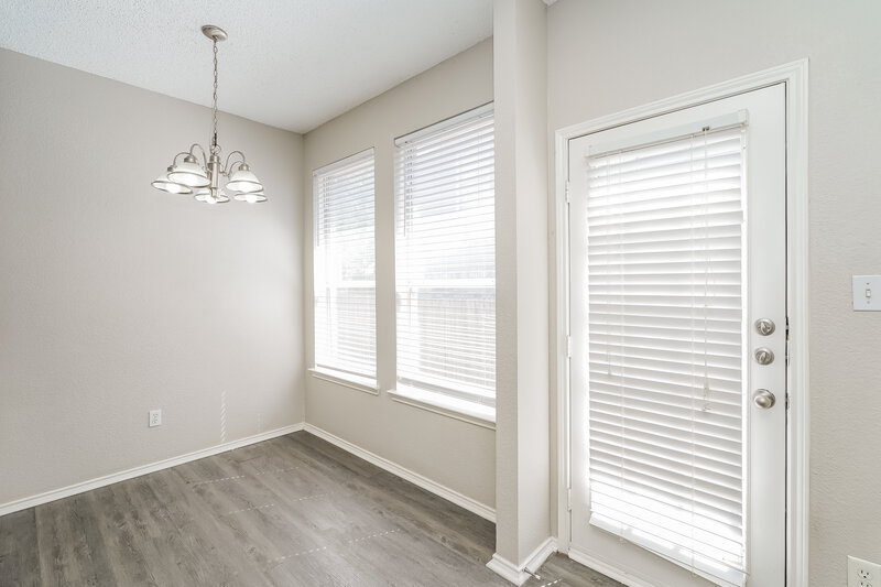 1,885/Mo, 6821 Prairie Hill Rd N Fort Worth, TX 76131 Dining Room View