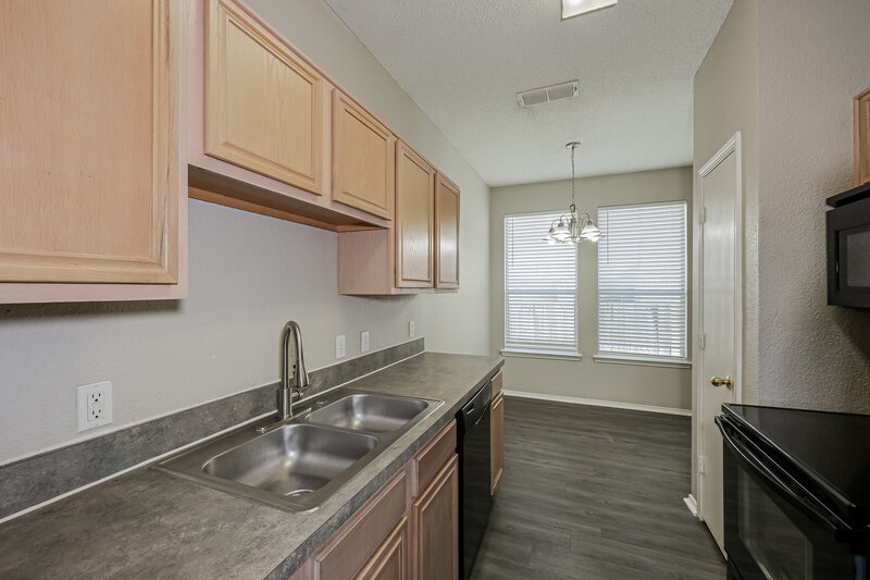 1,755/Mo, 6821 Prairie Hill Rd N Fort Worth, TX 76131 Misc View 5