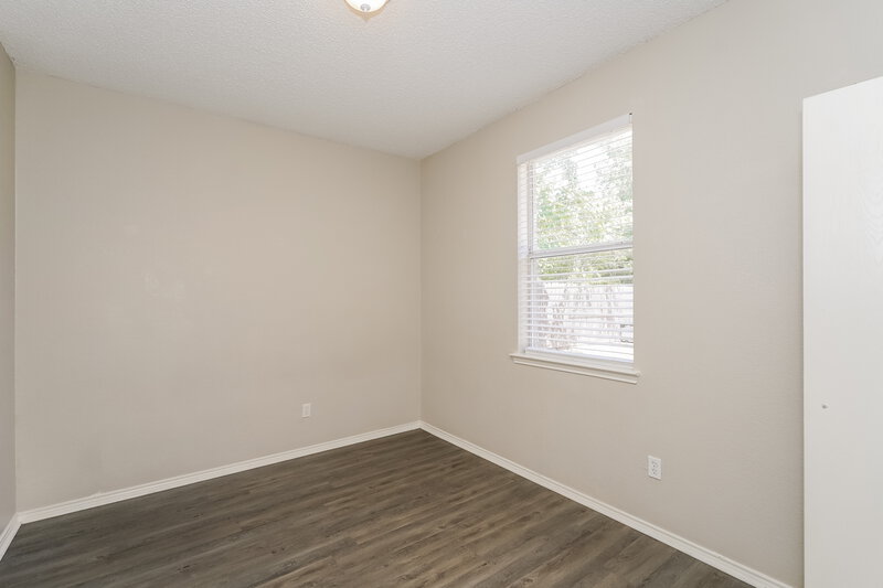 1,885/Mo, 6821 Prairie Hill Rd N Fort Worth, TX 76131 Bedroom View 2