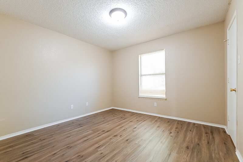 1,870/Mo, 4966 Marina del Rd Fort Worth, TX 76179 Bedroom View 2