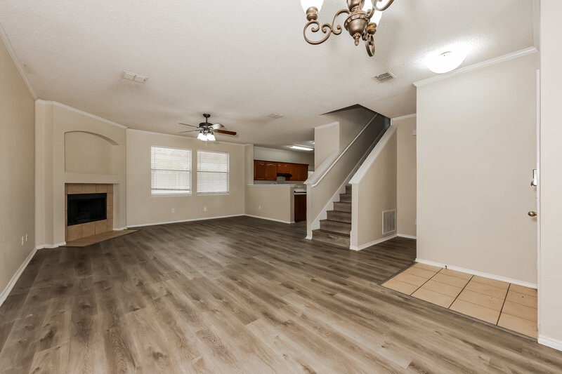 2,520/Mo, 7800 Seven Oaks Ln Denton, TX 76210 Living Room View 2