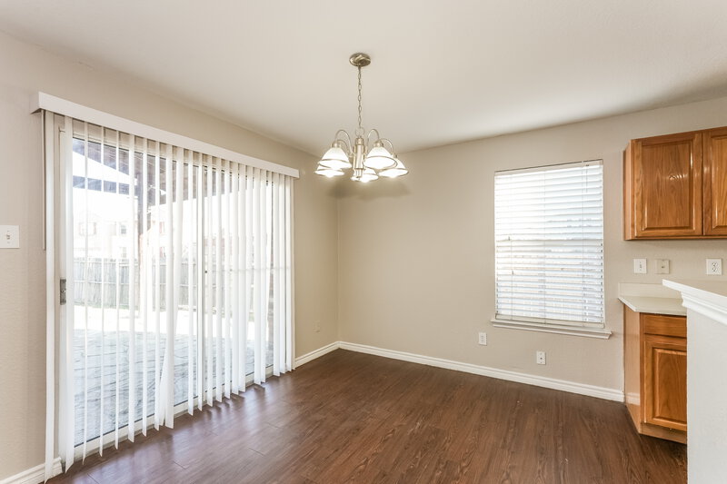 2,540/Mo, 5328 Nueces Ln Grand Prairie, TX 75052 Dining Room View